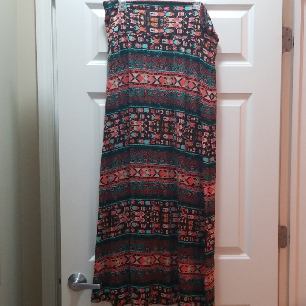 Pattern Maxi Skirt - Large